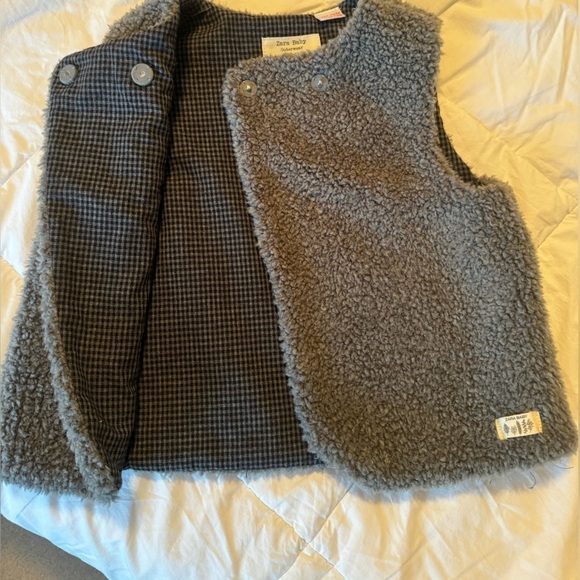 Zara Sherpa Vest with Matching Scarf/Neck Tie - Picture 2 of 8